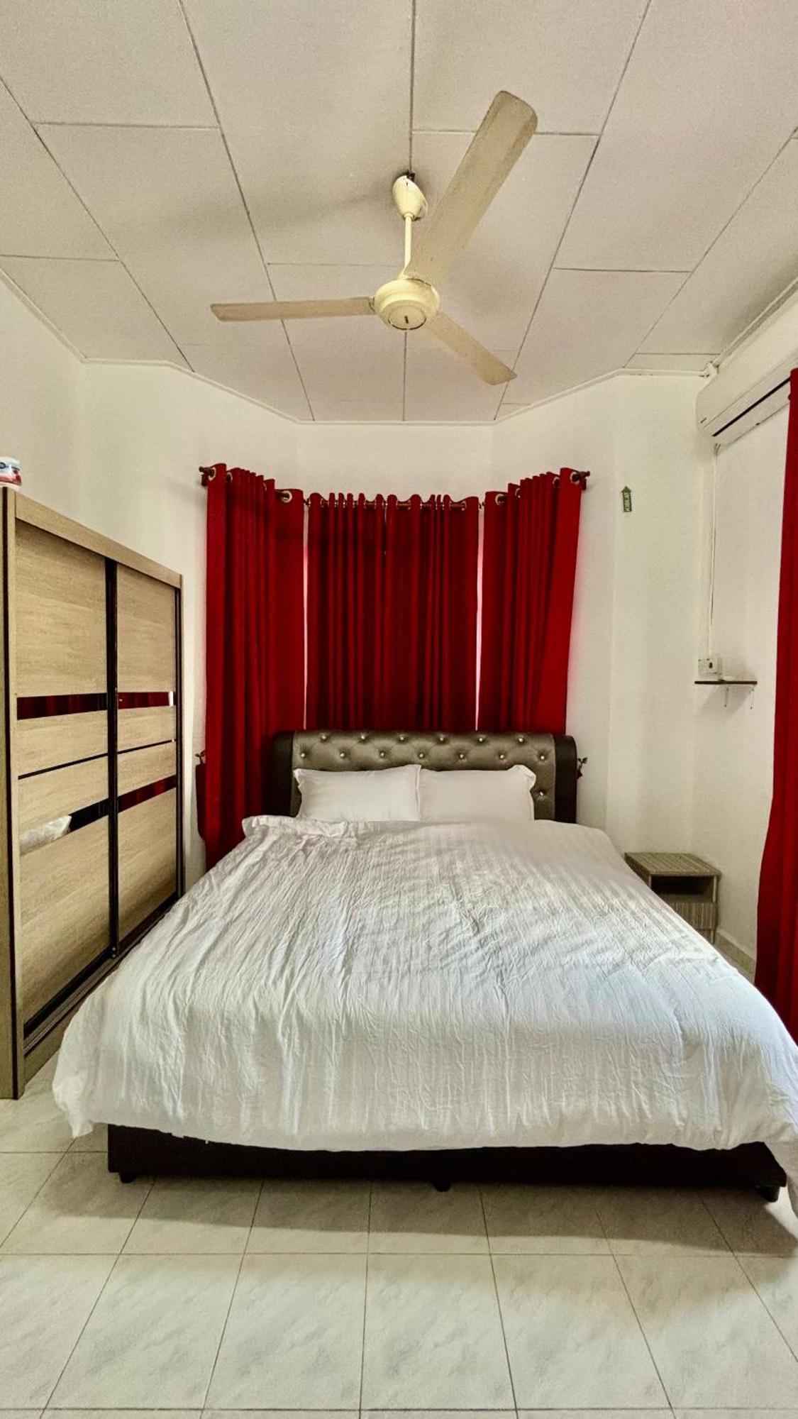 D'Bali Homestay - Private Swimming Pool, Netflix, Internet Wifi ,Cuckoo, Internet Wifi , Dryer, Washing Machine, Aircond Setiap Bilik & Ruang Tamu Pasir Puteh Exterior foto
